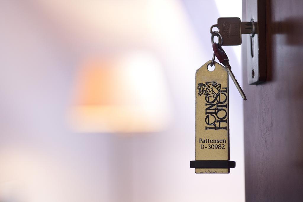 Leine Hotel Pattensen Eksteriør billede
