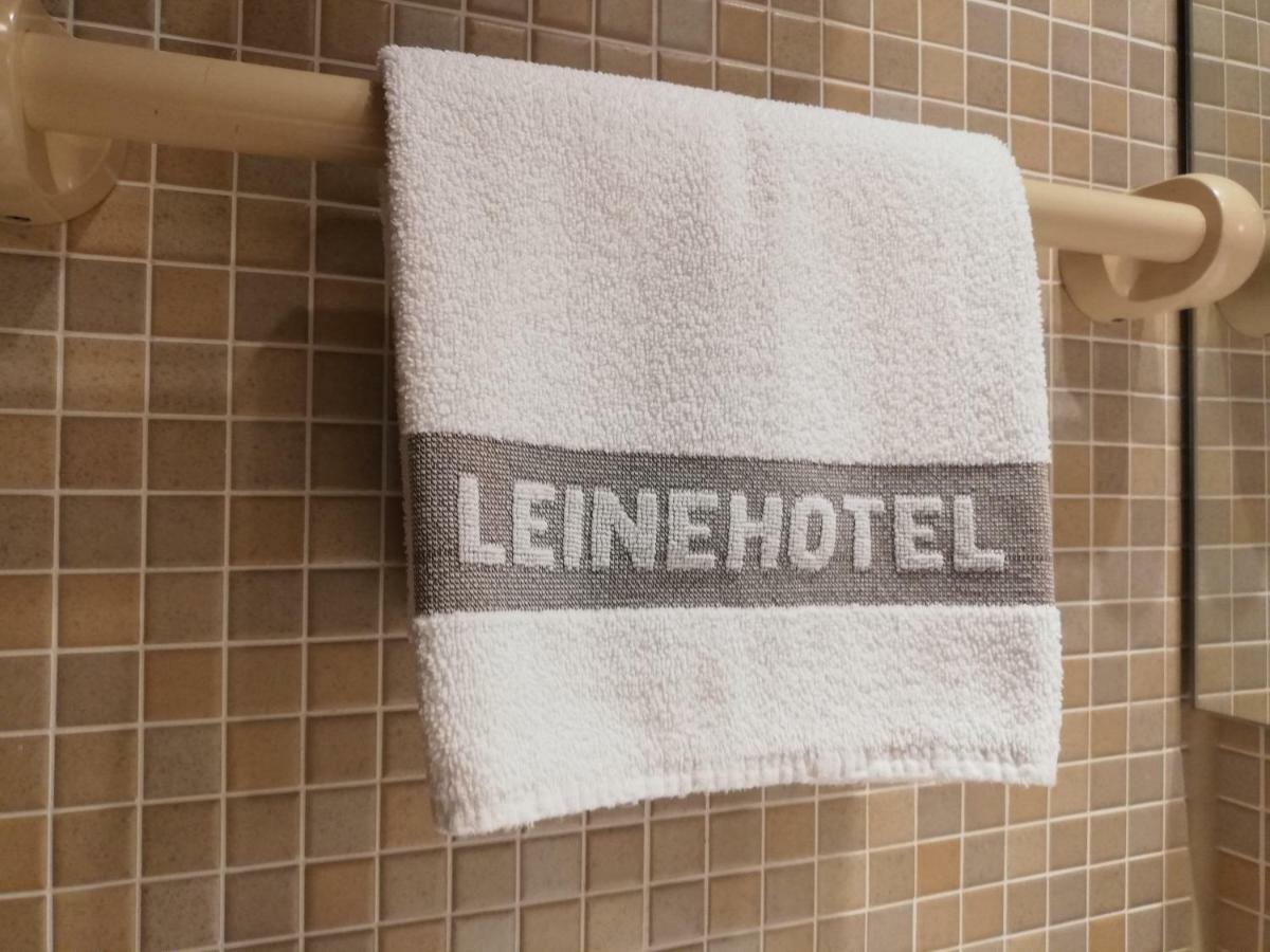 Leine Hotel Pattensen Eksteriør billede